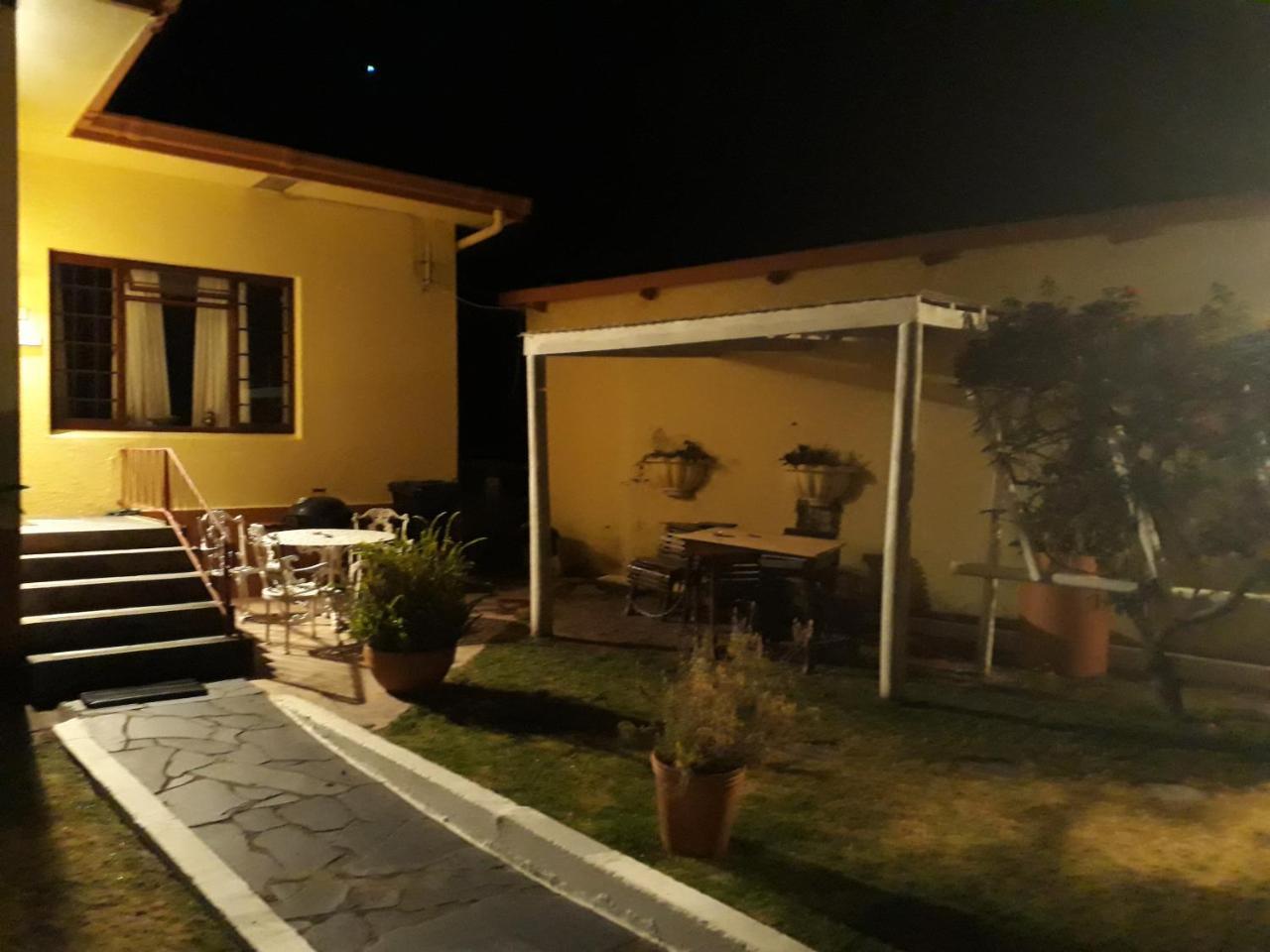 Taste Of Heaven Hotel Bredasdorp Exterior photo